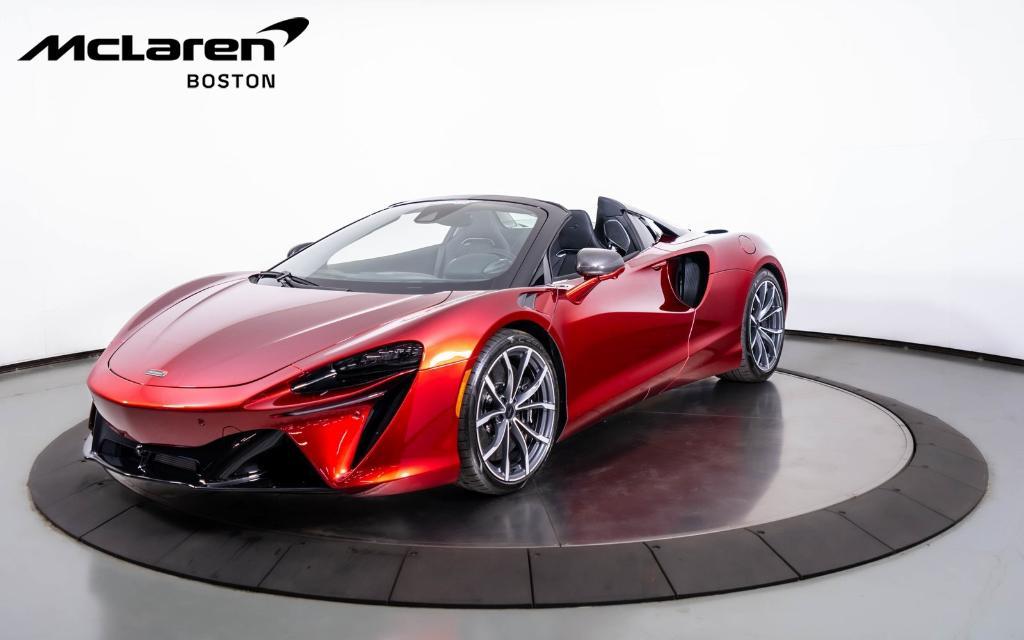 new 2025 McLaren Artura car, priced at $340,050