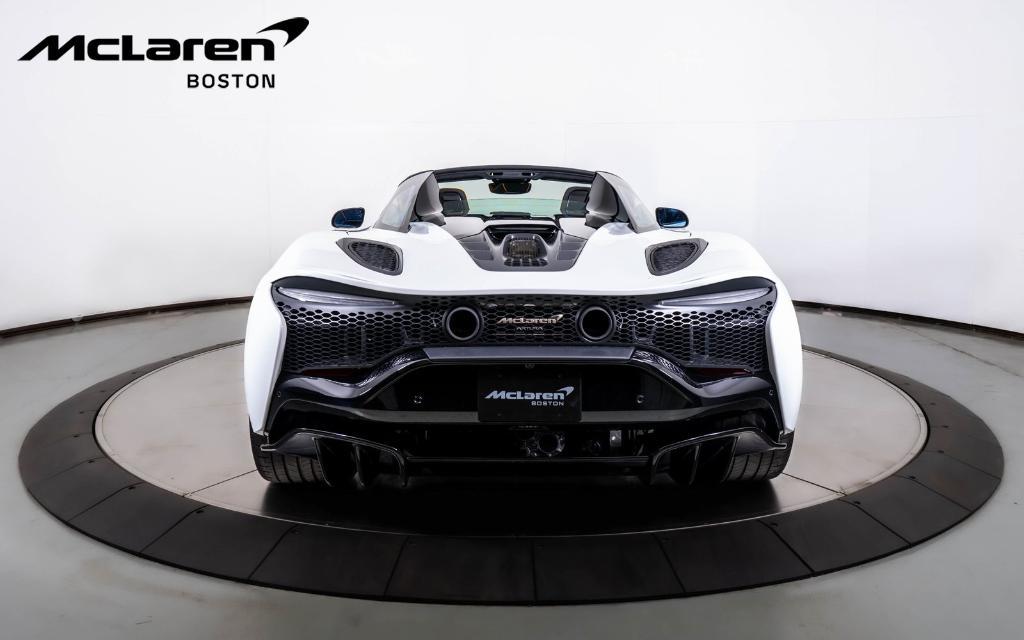 new 2025 McLaren Artura car, priced at $316,998