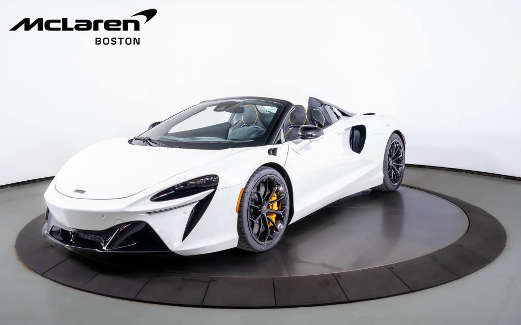 new 2025 McLaren Artura car, priced at $327,250