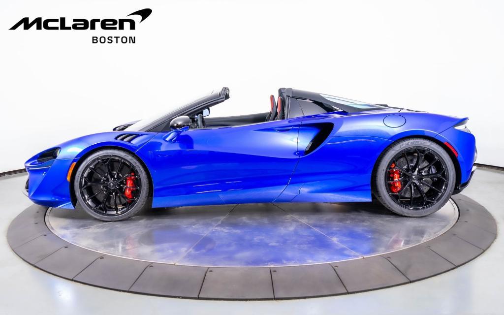 new 2025 McLaren Artura car, priced at $333,450