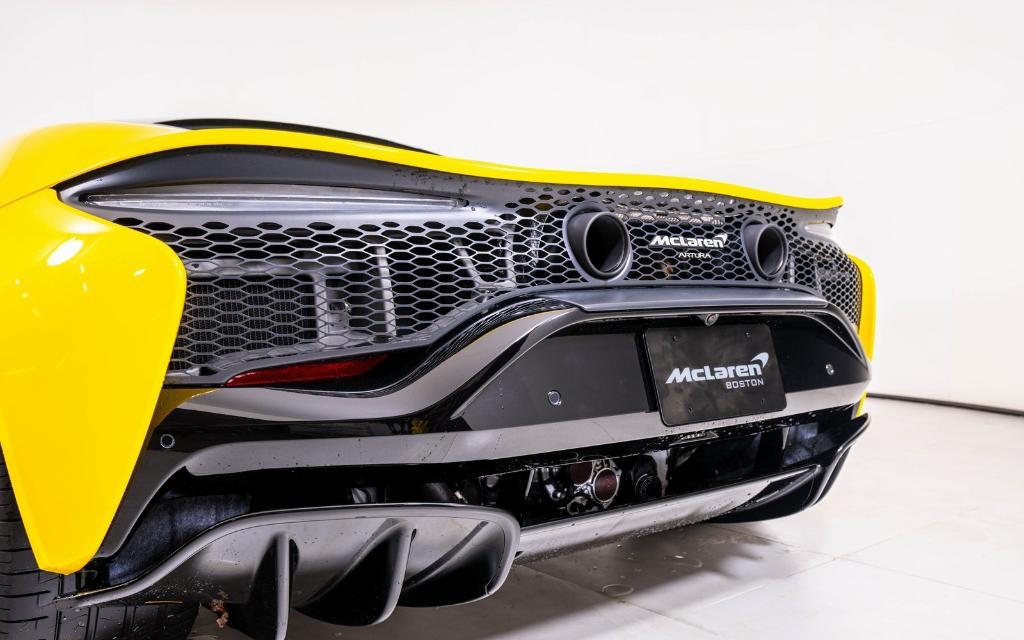 used 2023 McLaren Artura car, priced at $189,999