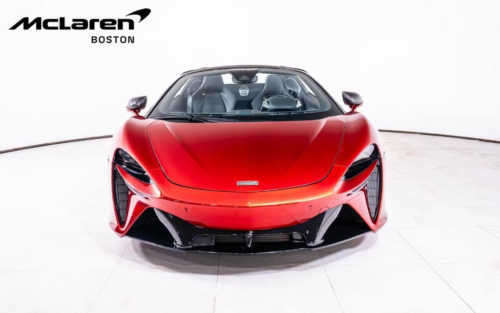 new 2025 McLaren Artura car, priced at $340,050