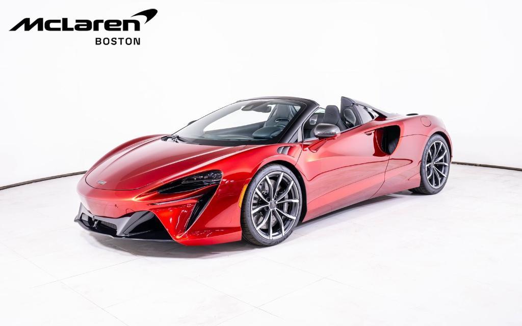 new 2025 McLaren Artura car, priced at $340,050