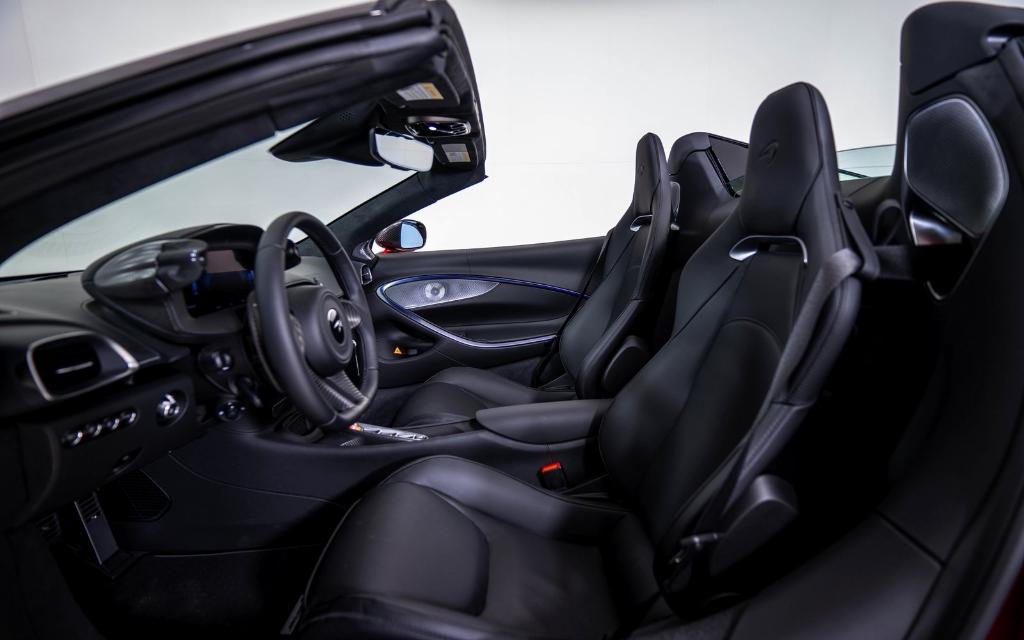 new 2025 McLaren Artura car, priced at $340,050