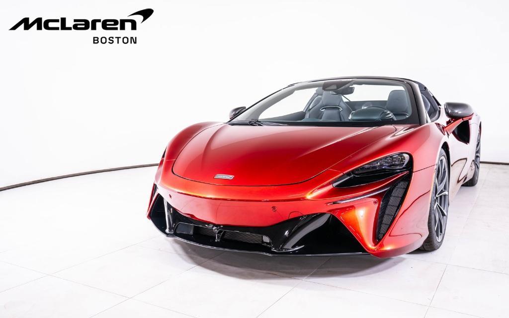 new 2025 McLaren Artura car, priced at $340,050