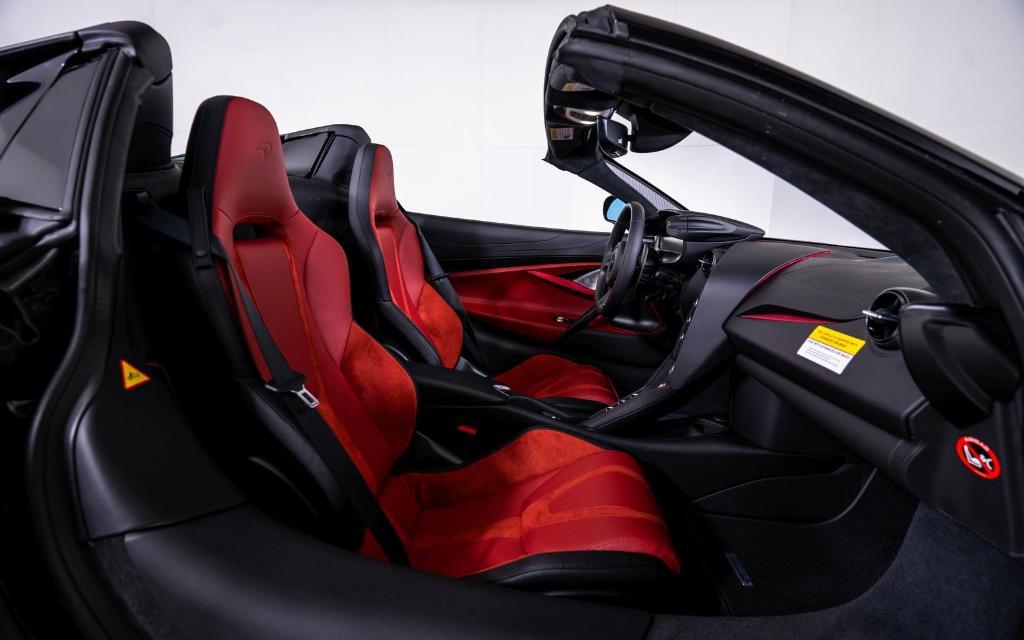 new 2025 McLaren 750S car, priced at $435,340