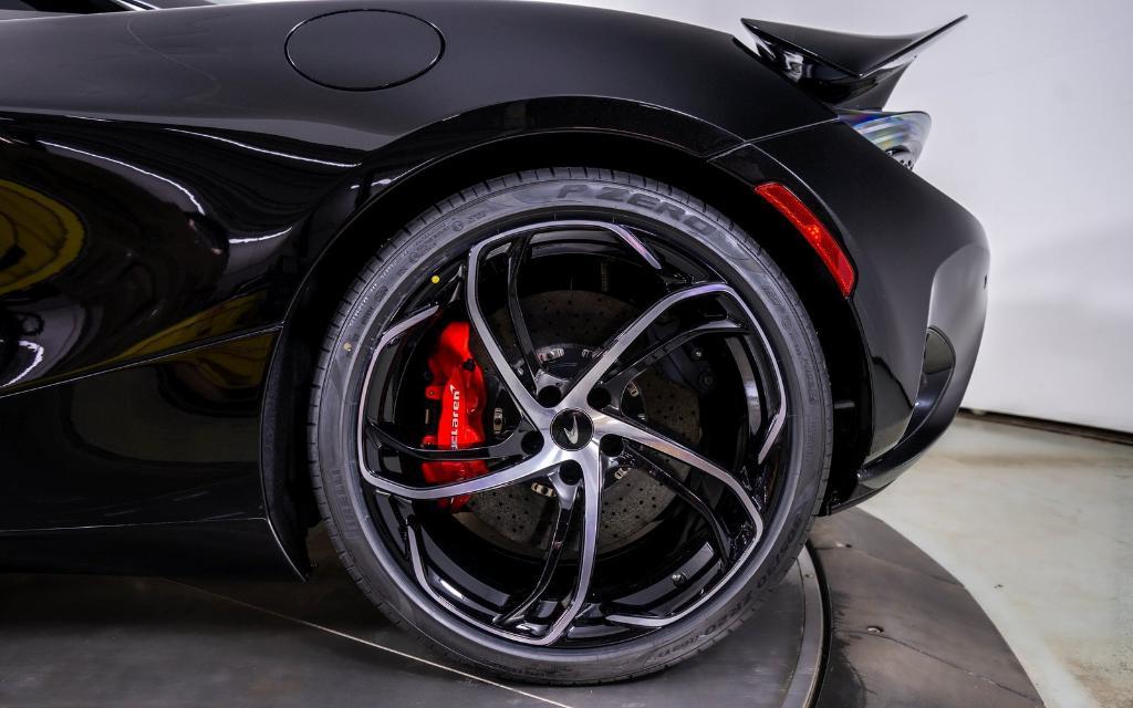 new 2025 McLaren 750S car, priced at $435,340