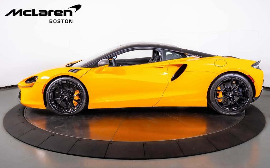 new 2024 McLaren Artura car, priced at $297,820