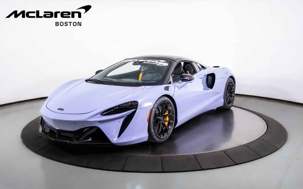 new 2025 McLaren Artura car, priced at $325,098