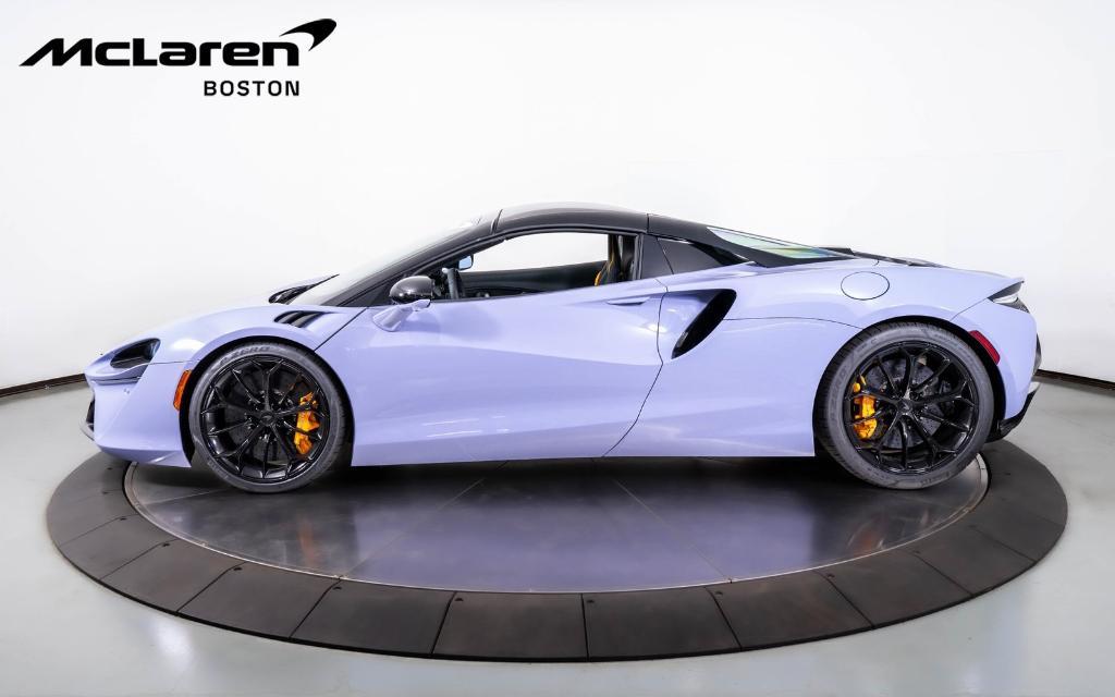 new 2025 McLaren Artura car, priced at $325,098