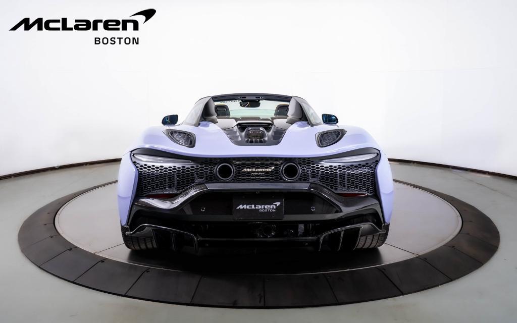 new 2025 McLaren Artura car, priced at $325,098