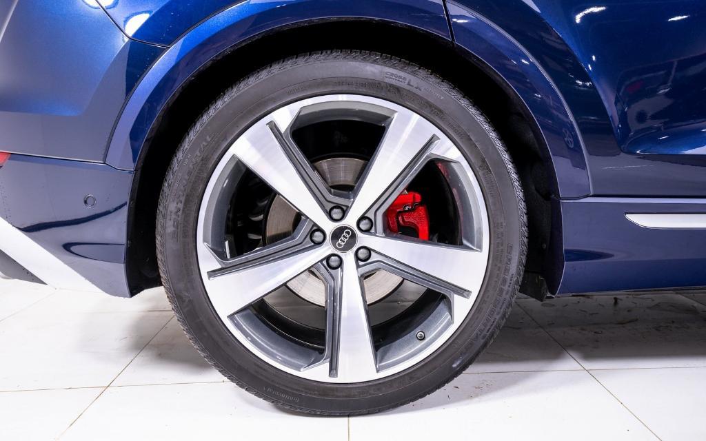 used 2024 Audi SQ8 car, priced at $89,699