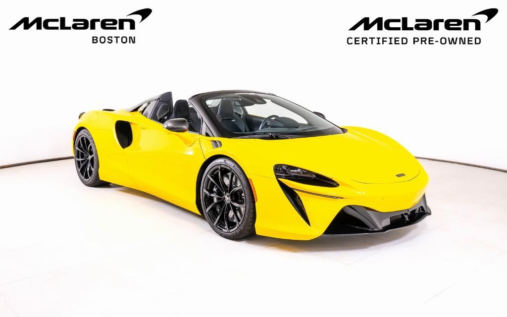 used 2025 McLaren Artura car, priced at $274,999