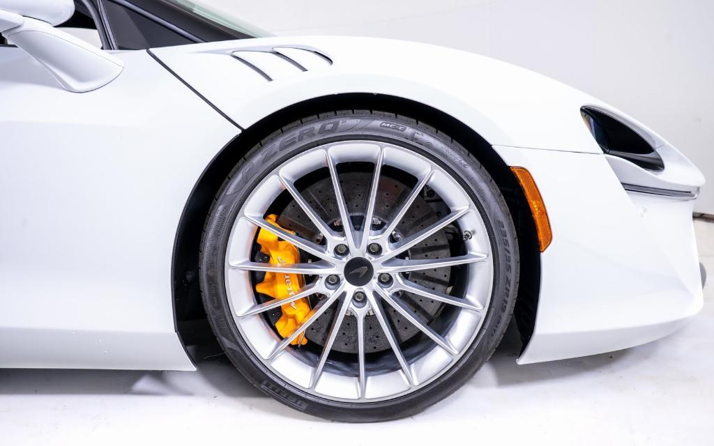 new 2026 McLaren Artura car, priced at $278,450