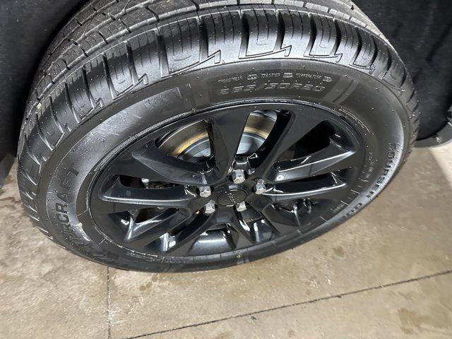 used 2021 Jeep Grand Cherokee car, priced at $27,134