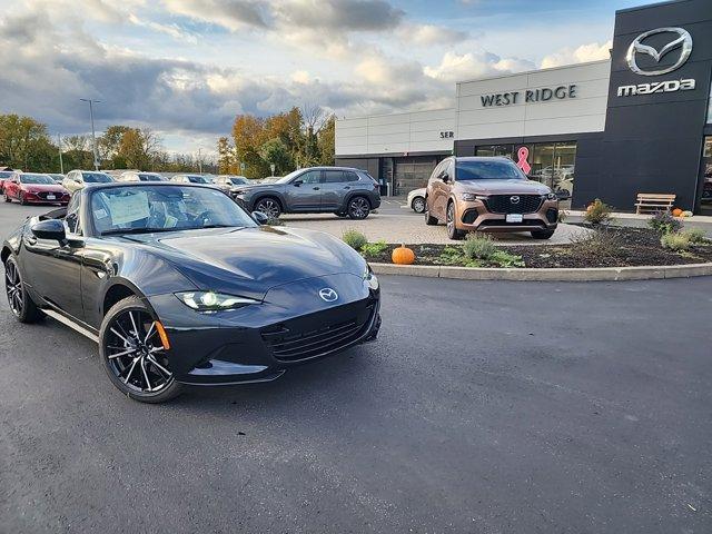 new 2024 Mazda MX-5 Miata car