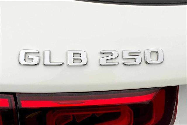 used 2021 Mercedes-Benz GLB 250 car, priced at $25,693