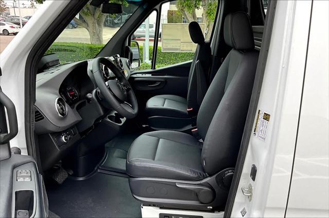 new 2025 Mercedes-Benz Sprinter 2500 car, priced at $65,081