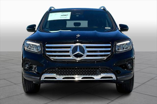 new 2025 Mercedes-Benz GLB 250 car, priced at $50,450