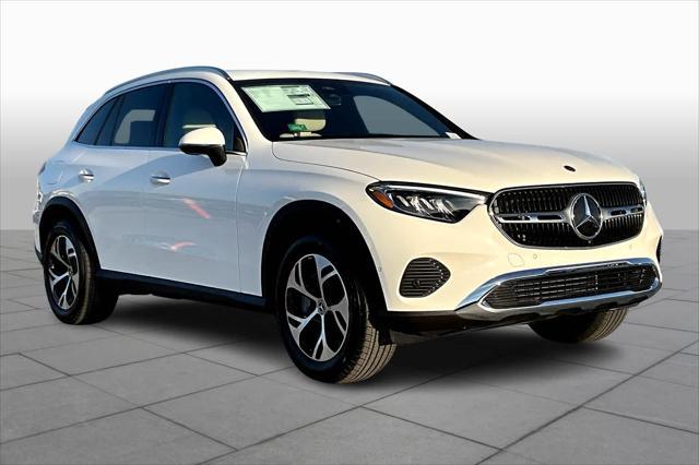 new 2025 Mercedes-Benz GLC 350e car, priced at $63,125