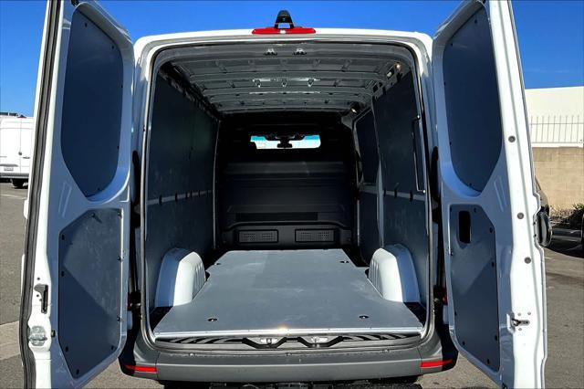 new 2025 Mercedes-Benz Sprinter 2500 car, priced at $61,403