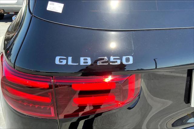 new 2025 Mercedes-Benz GLB 250 car, priced at $48,920