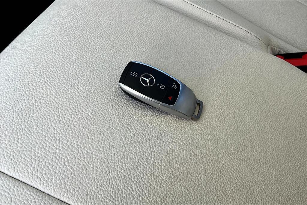 used 2023 Mercedes-Benz GLB 250 car, priced at $40,025