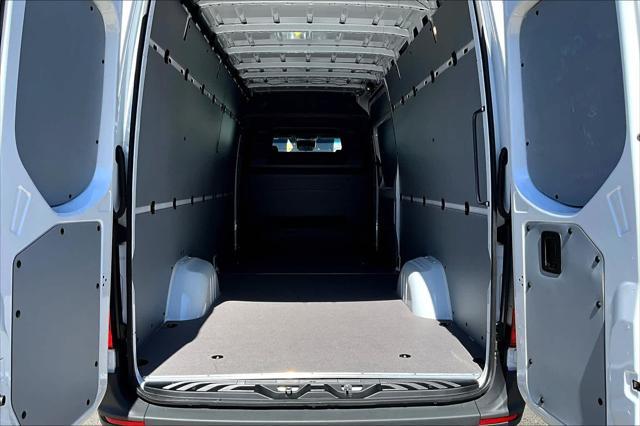 new 2024 Mercedes-Benz Sprinter 2500 car, priced at $66,558