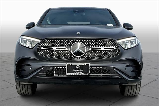 new 2025 Mercedes-Benz GLC 300 car, priced at $72,020