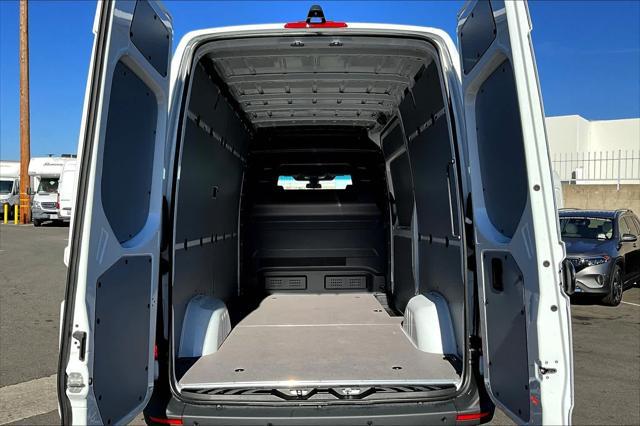 new 2025 Mercedes-Benz Sprinter 2500 car, priced at $65,397