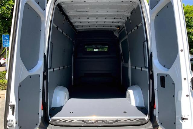 new 2024 Mercedes-Benz Sprinter 2500 car, priced at $63,204