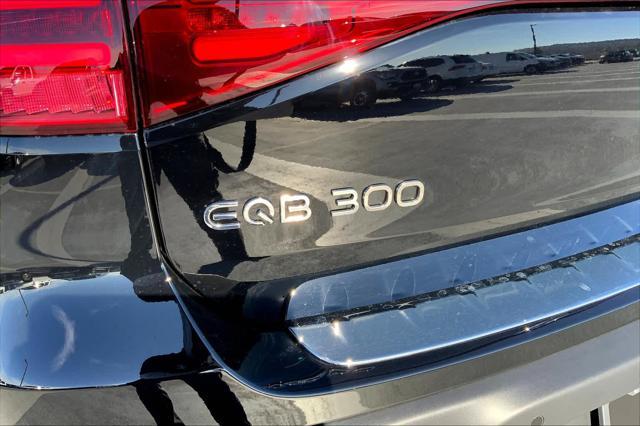 new 2024 Mercedes-Benz EQB 300 car, priced at $59,005