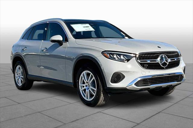 new 2025 Mercedes-Benz GLC 300 car, priced at $57,325