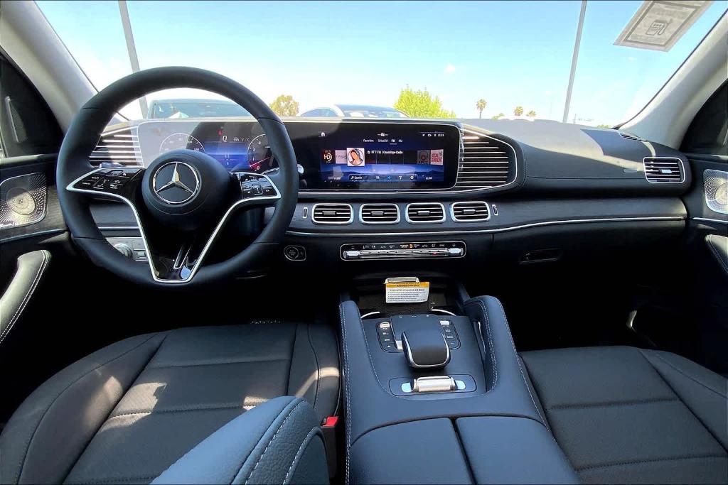 new 2024 Mercedes-Benz GLS 450 car, priced at $90,975