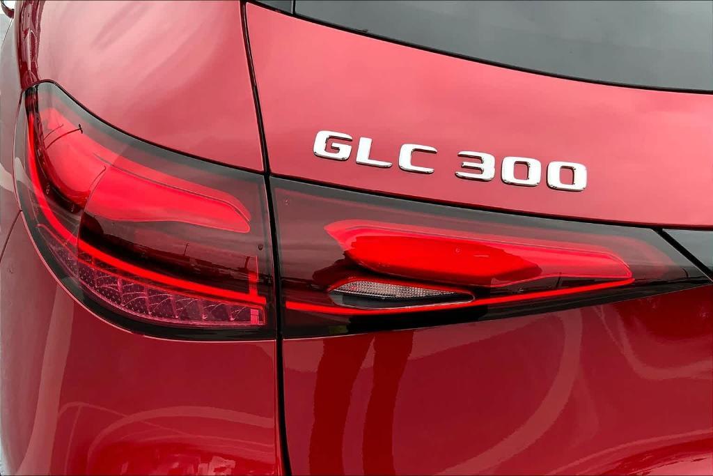 new 2024 Mercedes-Benz GLC 300 car, priced at $56,475