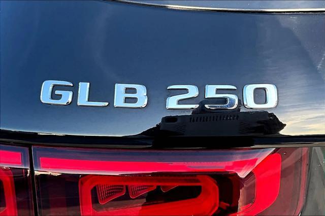 used 2022 Mercedes-Benz GLB 250 car, priced at $27,328