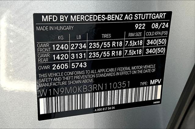 new 2024 Mercedes-Benz EQB 300 car, priced at $61,075