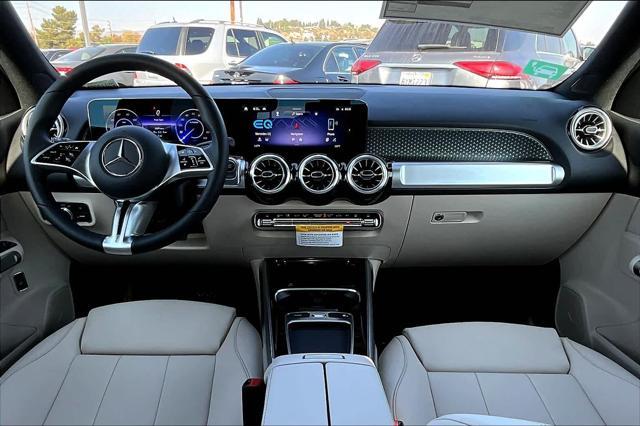 new 2024 Mercedes-Benz EQB 300 car, priced at $61,075