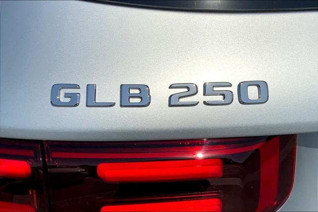 new 2025 Mercedes-Benz GLB 250 car, priced at $48,240