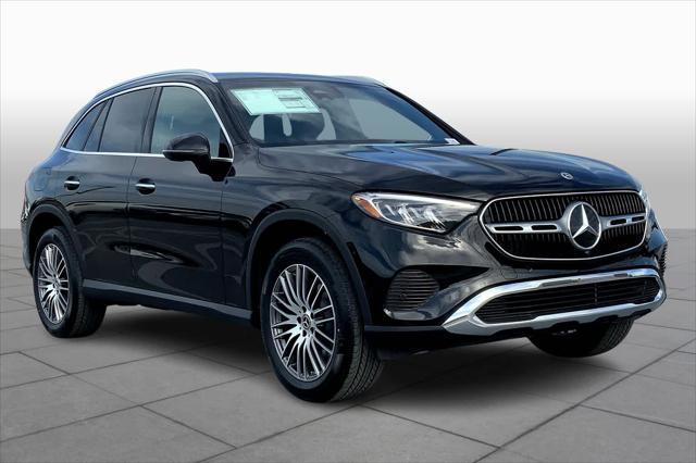 new 2025 Mercedes-Benz GLC 300 car, priced at $51,415