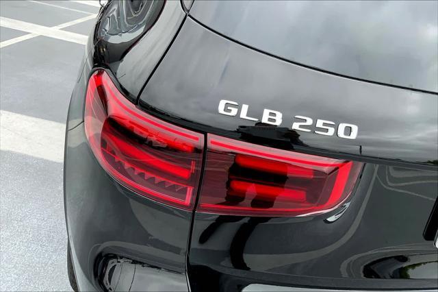 new 2024 Mercedes-Benz GLB 250 car, priced at $52,815