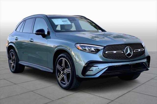 new 2025 Mercedes-Benz GLC 300 car, priced at $61,070