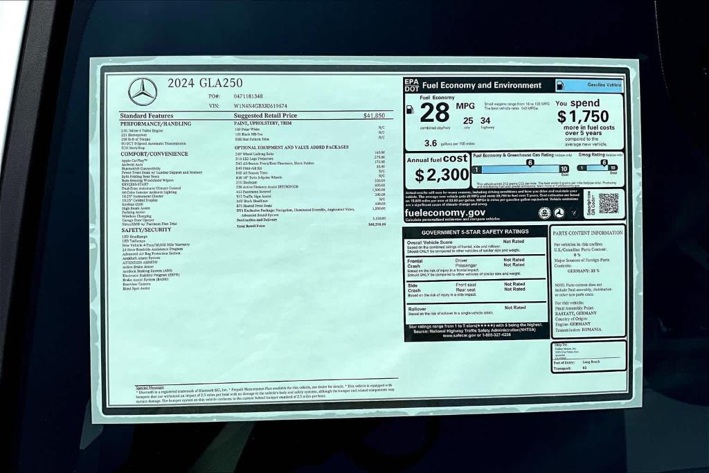 new 2024 Mercedes-Benz GLA 250 car, priced at $48,290