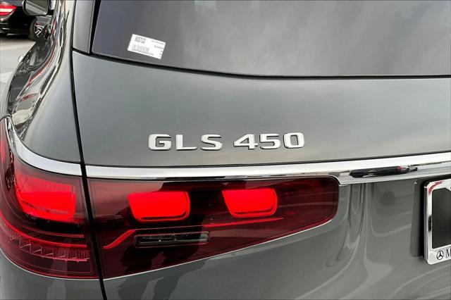 new 2025 Mercedes-Benz GLS 450 car, priced at $110,210