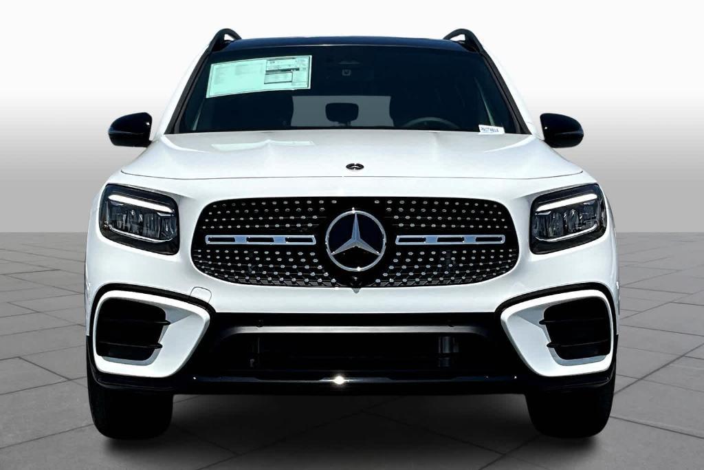 new 2024 Mercedes-Benz GLB 250 car, priced at $52,325