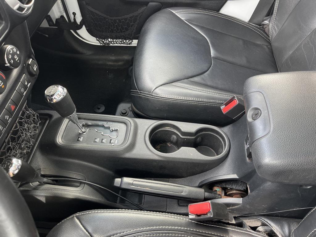 used 2015 Jeep Wrangler Unlimited car, priced at $20,534