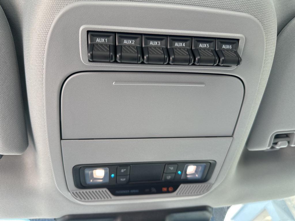 new 2024 Ford F-350 car, priced at $42,495