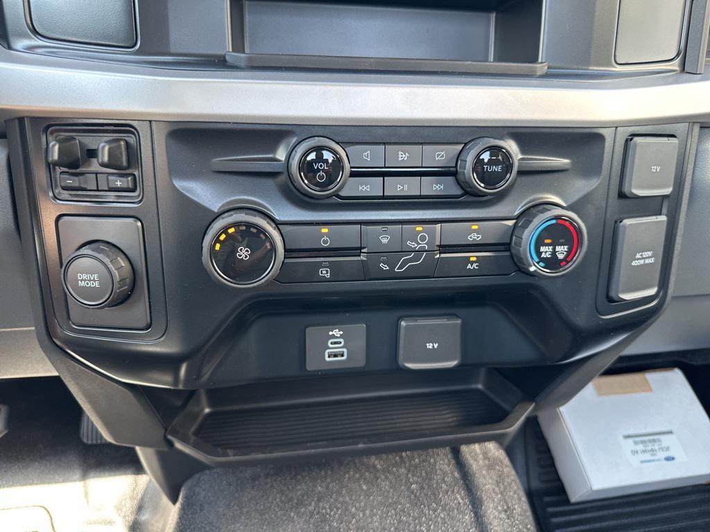 new 2024 Ford F-350 car, priced at $42,495