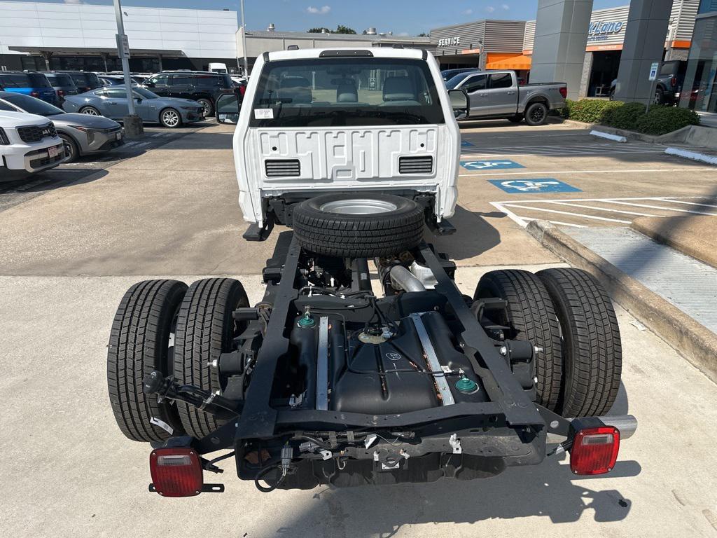 new 2024 Ford F-350 car, priced at $42,495