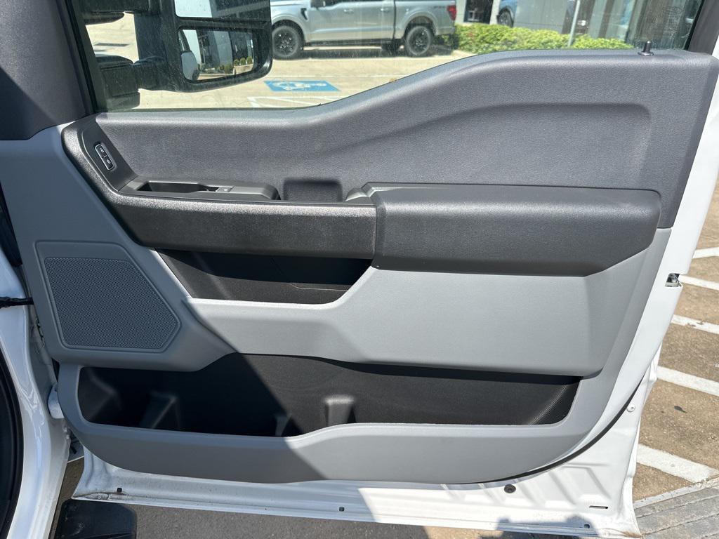 new 2024 Ford F-350 car, priced at $42,495